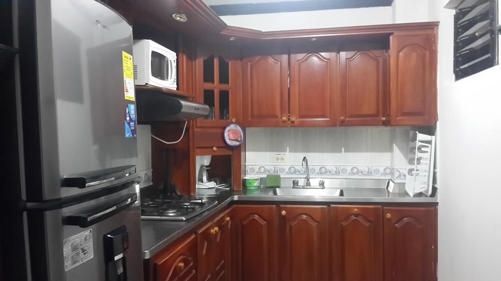 Habitaciones En เมเดยิน ภายนอก รูปภาพ