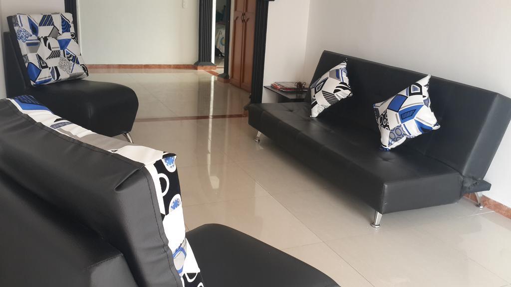 Habitaciones En เมเดยิน ภายนอก รูปภาพ