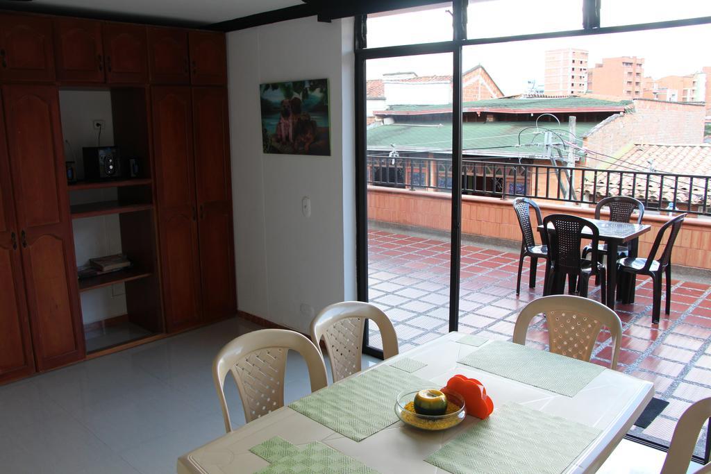 Habitaciones En เมเดยิน ภายนอก รูปภาพ